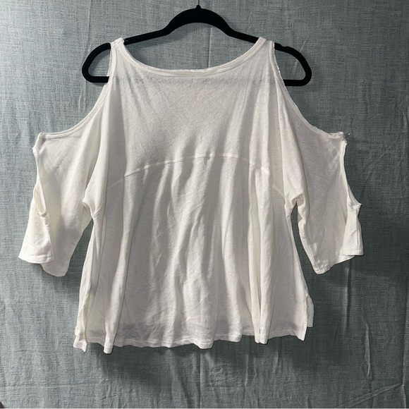 We The Free Tops - Free people we the free White linen blend cold Shoulder slouchy T-shirt Petite S